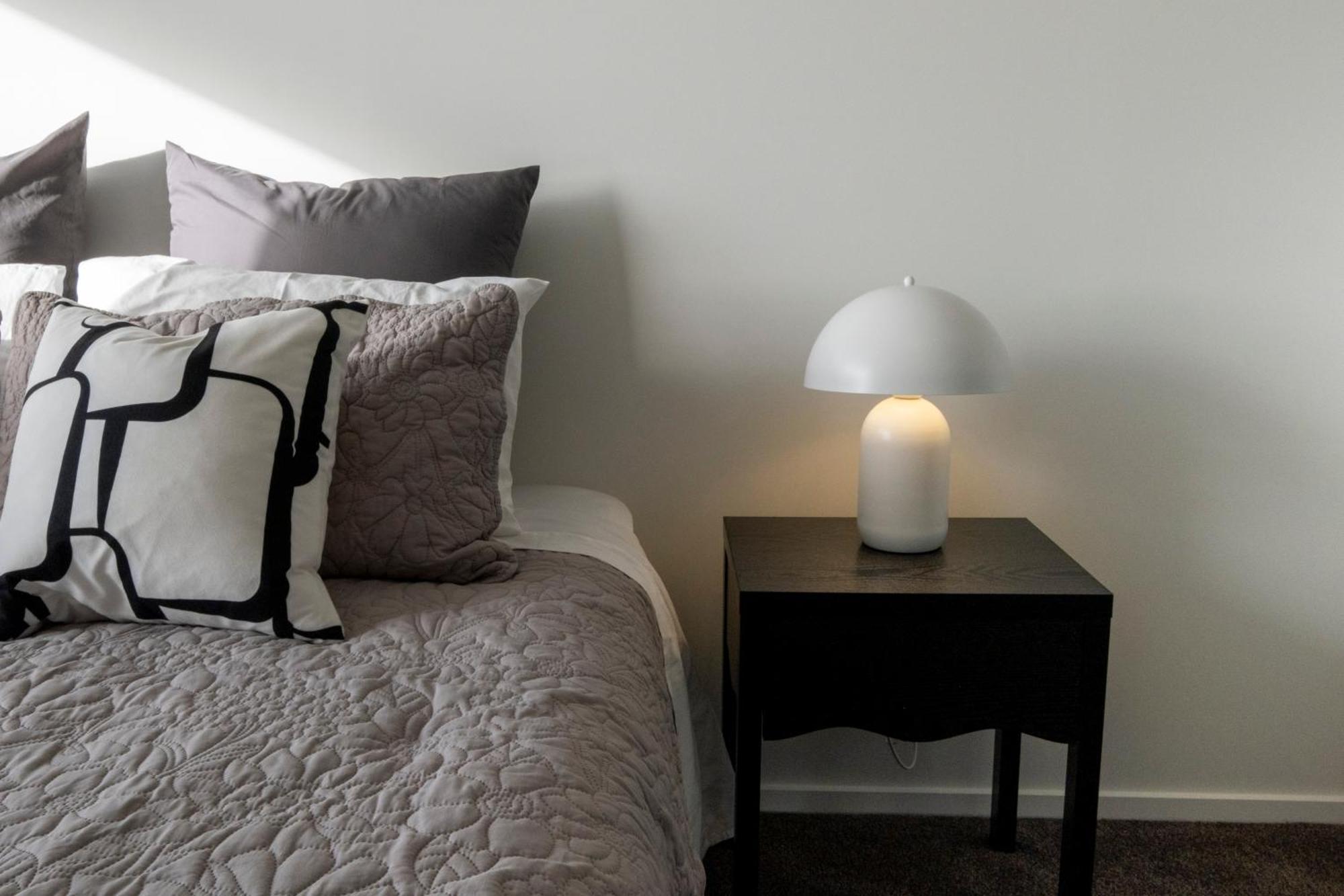 Luxury 2 Bed Townhome In Cbd Christchurch Eksteriør billede