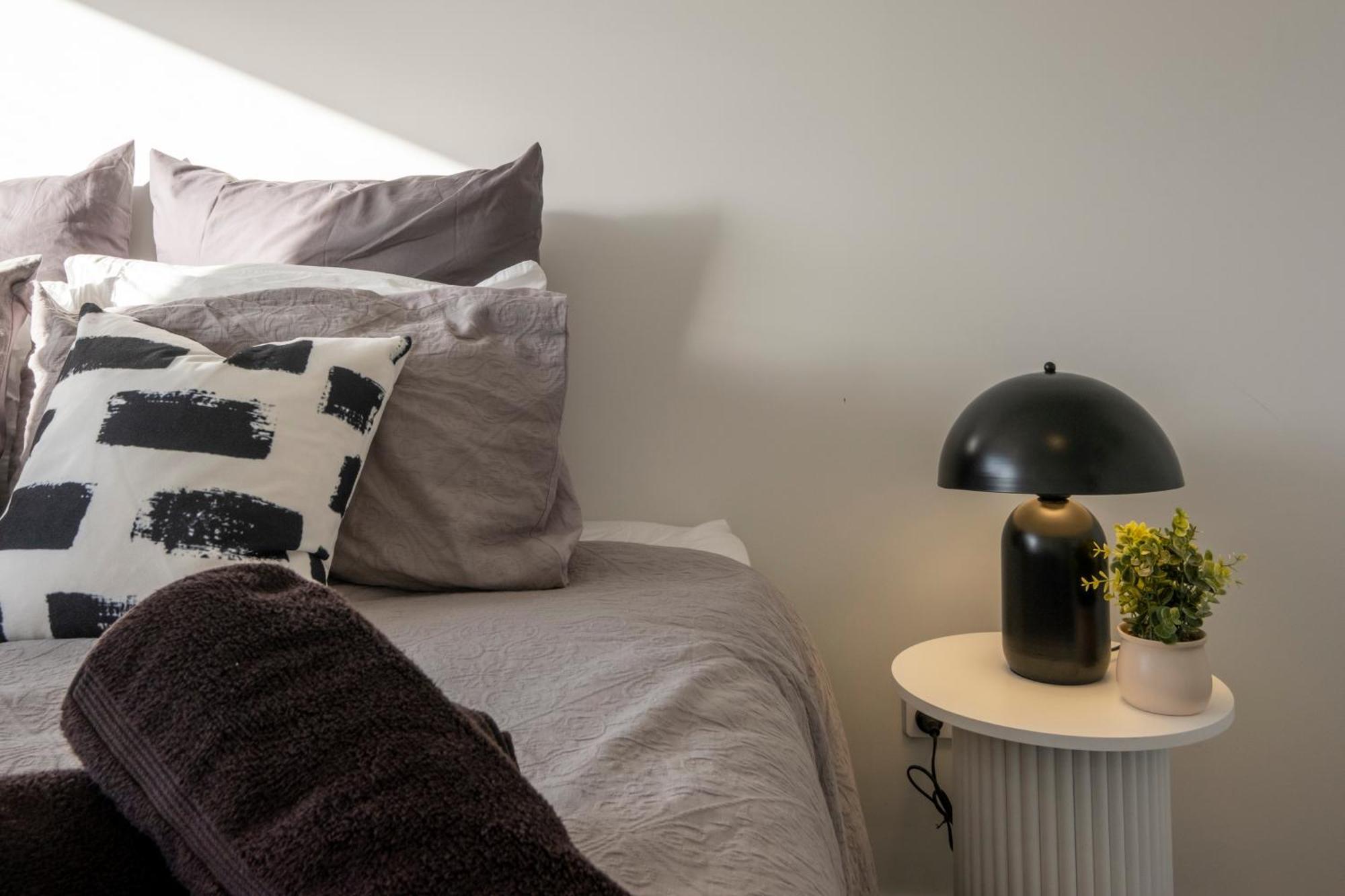 Luxury 2 Bed Townhome In Cbd Christchurch Eksteriør billede