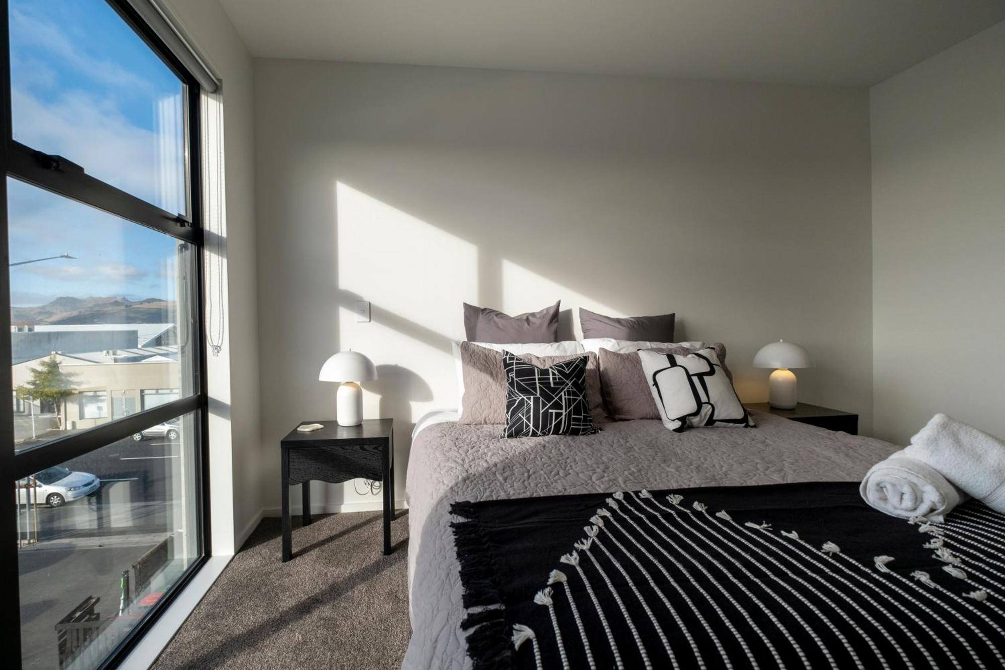 Luxury 2 Bed Townhome In Cbd Christchurch Eksteriør billede