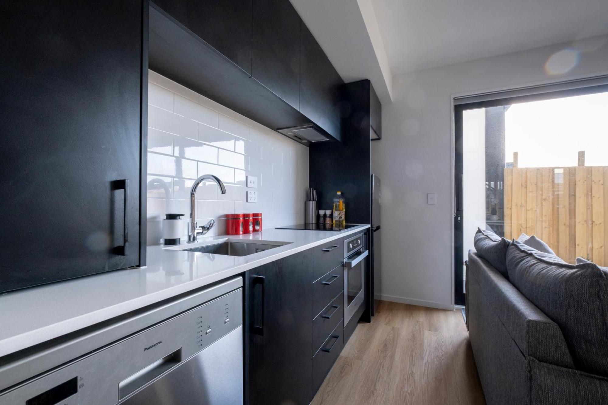 Luxury 2 Bed Townhome In Cbd Christchurch Eksteriør billede