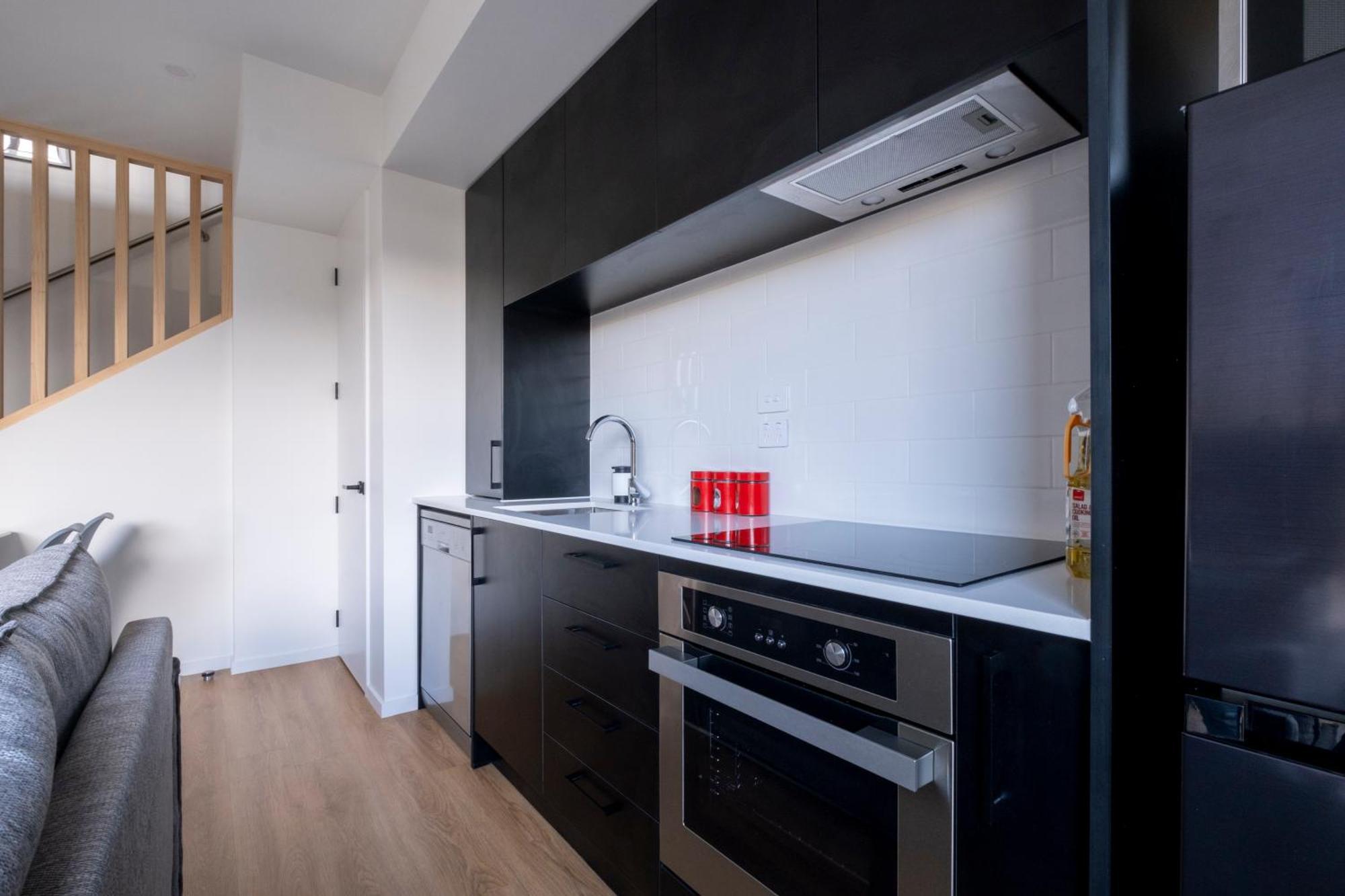 Luxury 2 Bed Townhome In Cbd Christchurch Eksteriør billede