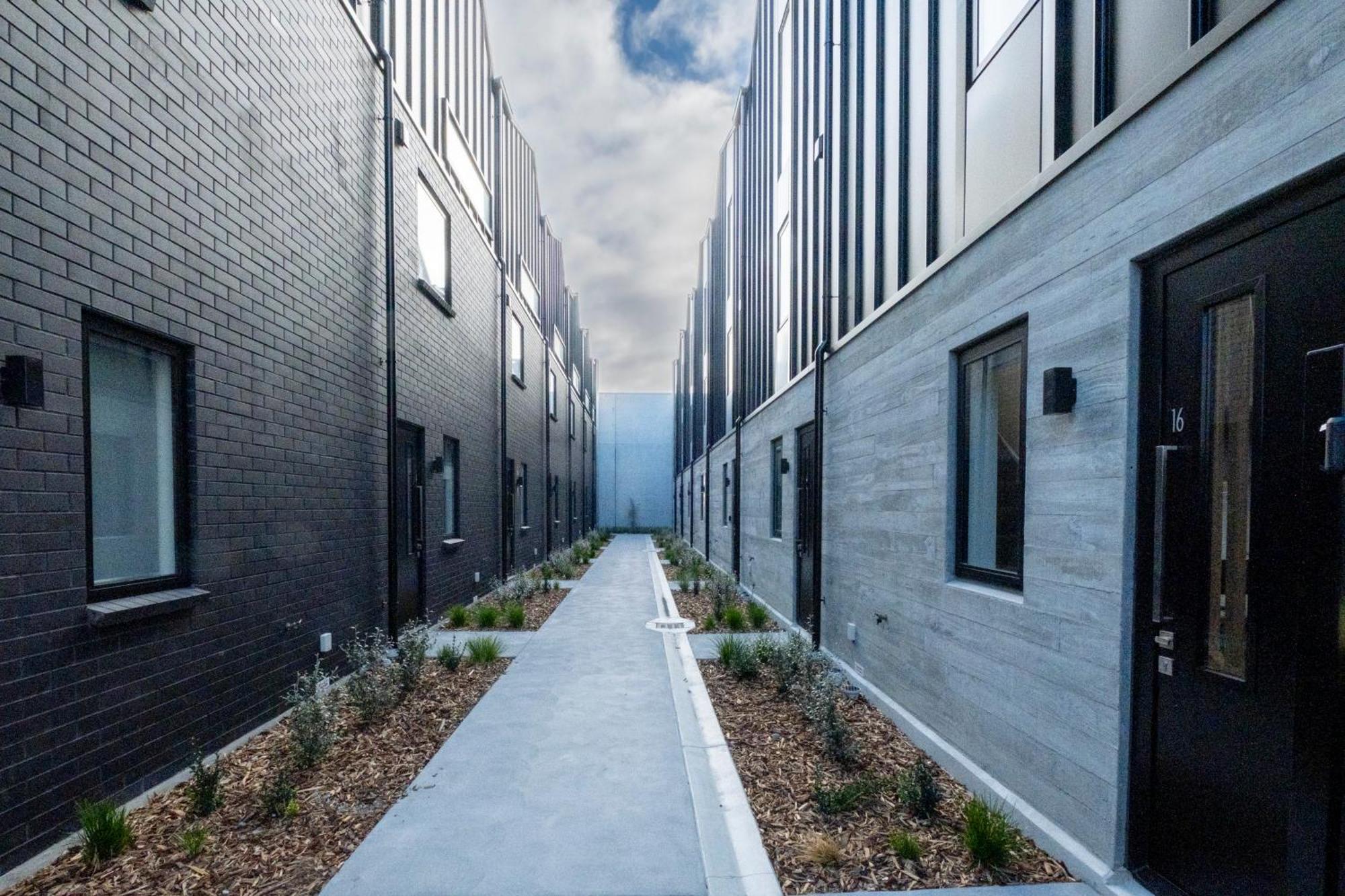 Luxury 2 Bed Townhome In Cbd Christchurch Eksteriør billede